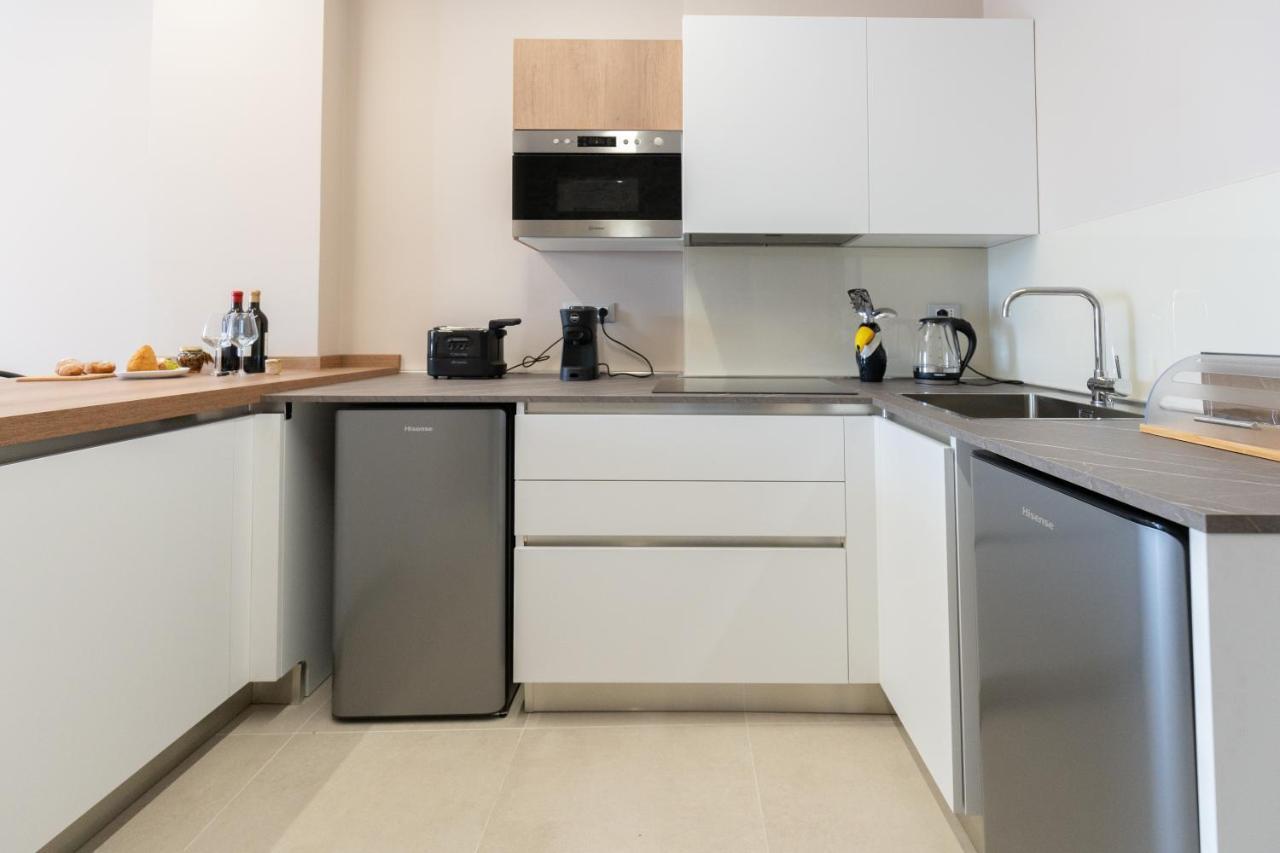 Iitana Luxury Apartment - Fronte Mare Con Vasca Idromassaggio Aeroporto di Catania Fontana Rossa Esterno foto