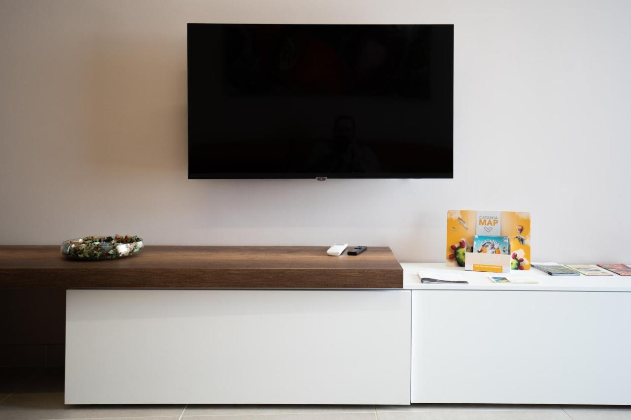 Iitana Luxury Apartment - Fronte Mare Con Vasca Idromassaggio Aeroporto di Catania Fontana Rossa Esterno foto
