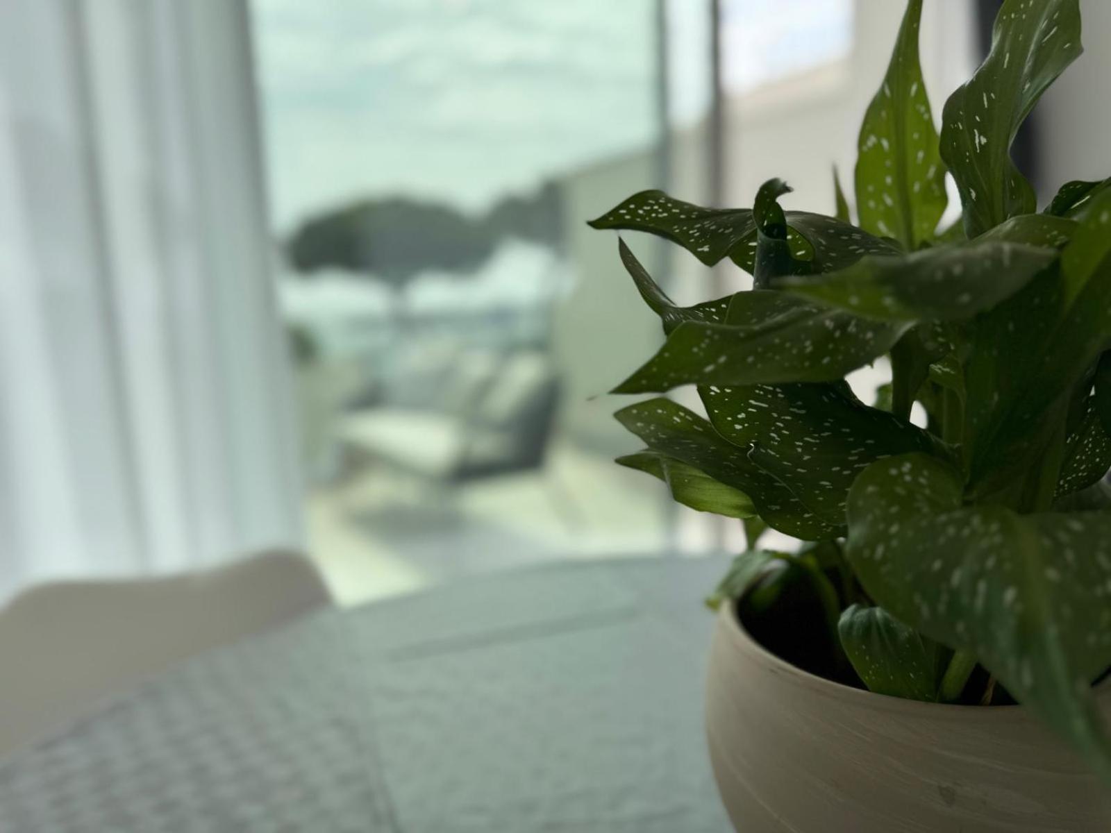 Iitana Luxury Apartment - Fronte Mare Con Vasca Idromassaggio Aeroporto di Catania Fontana Rossa Esterno foto
