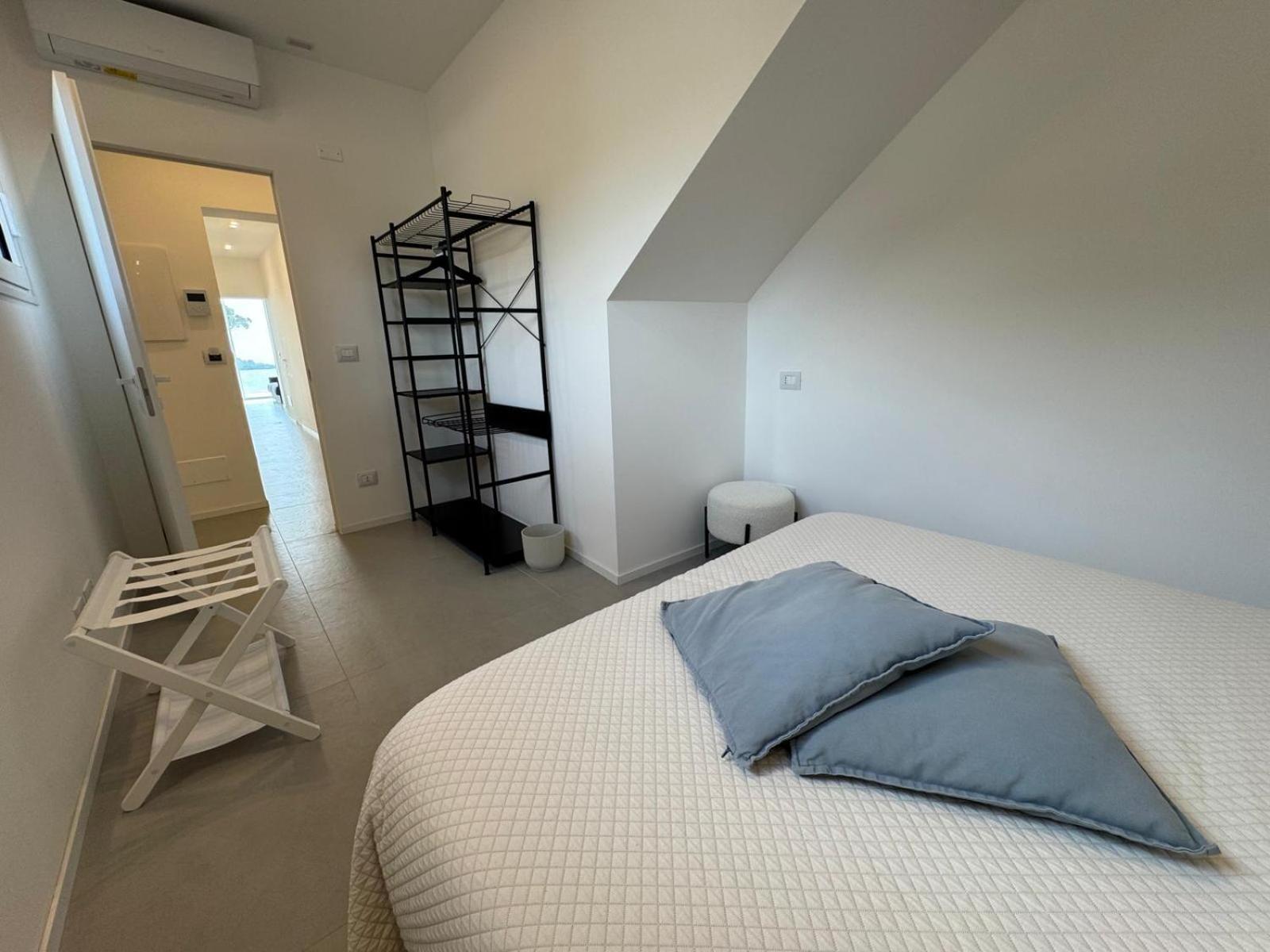 Iitana Luxury Apartment - Fronte Mare Con Vasca Idromassaggio Aeroporto di Catania Fontana Rossa Esterno foto