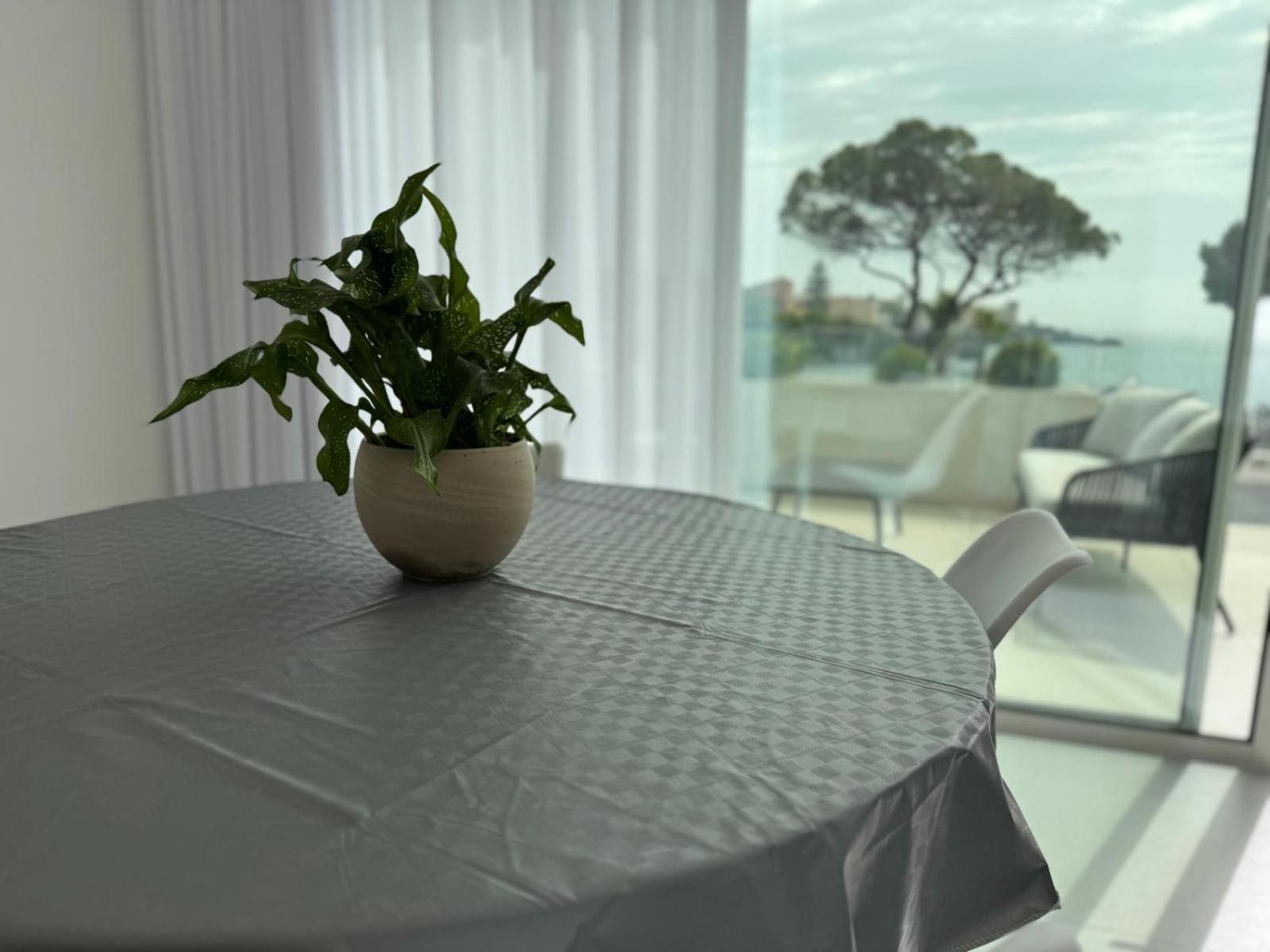 Iitana Luxury Apartment - Fronte Mare Con Vasca Idromassaggio Aeroporto di Catania Fontana Rossa Esterno foto